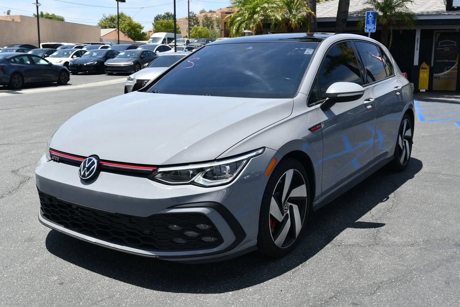 Used 2022 Volkswagen GTI SE FWD image 3