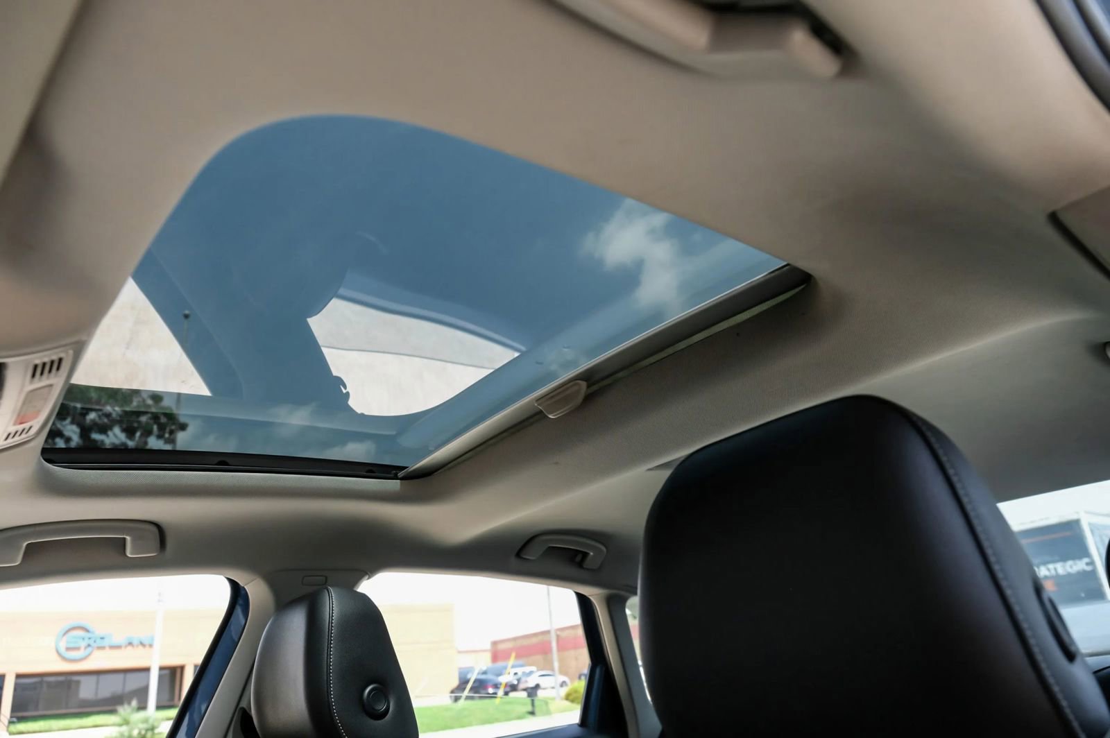 Used 2021 Volkswagen Jetta S FWD image 4