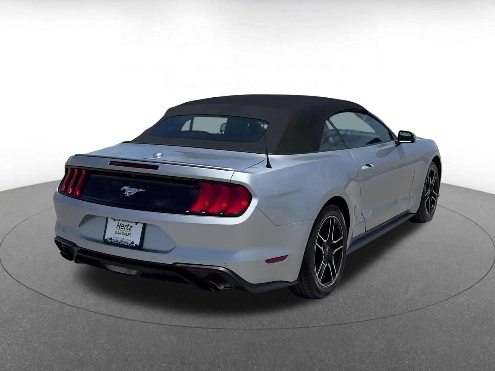 Used 2023 Ford Mustang Premium image 14