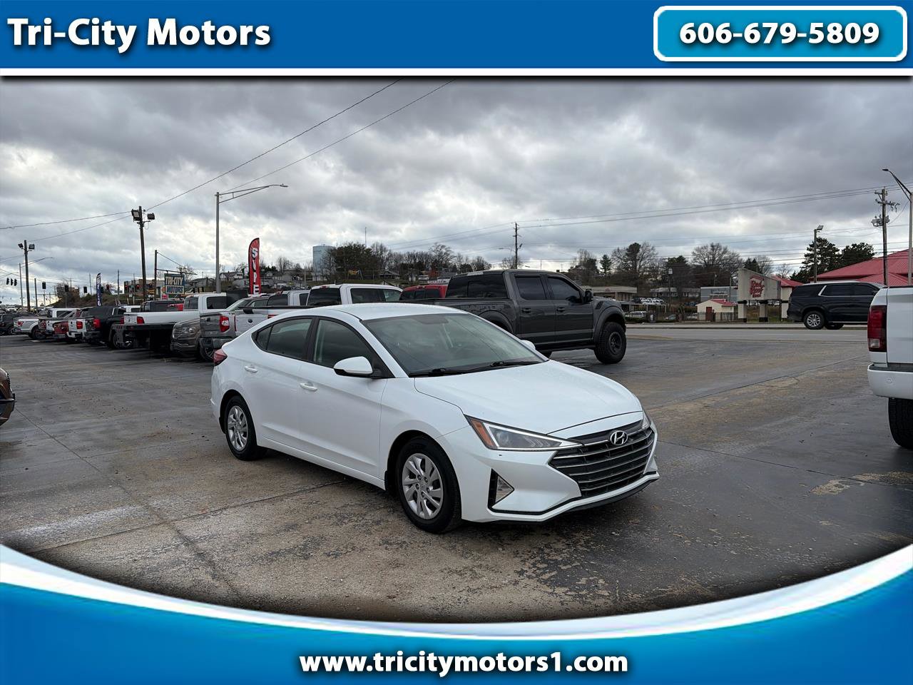 Used 2019 Hyundai Elantra SE w/ Cargo Package
