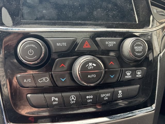 Used 2021 Jeep Grand Cherokee Limited w/ Sun & Sound Group AWD/4WD image 11