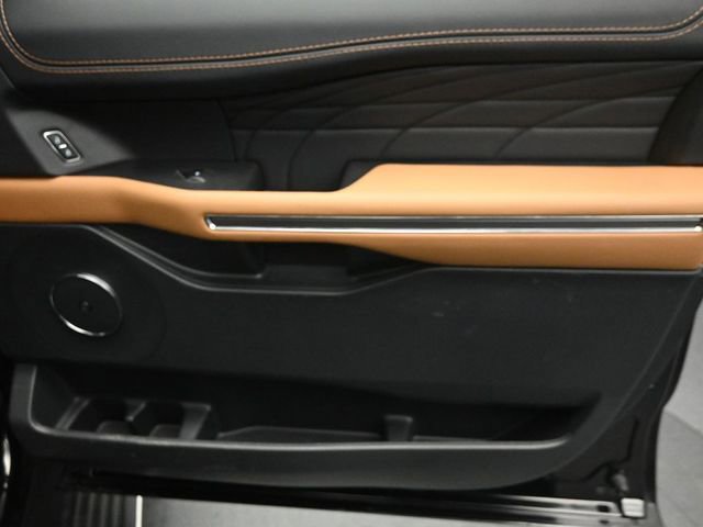 Certified 2024 Ford Expedition Max Platinum image 28