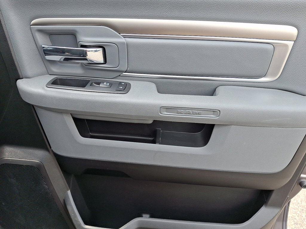 Used 2020 RAM 1500 Warlock AWD/4WD image 10
