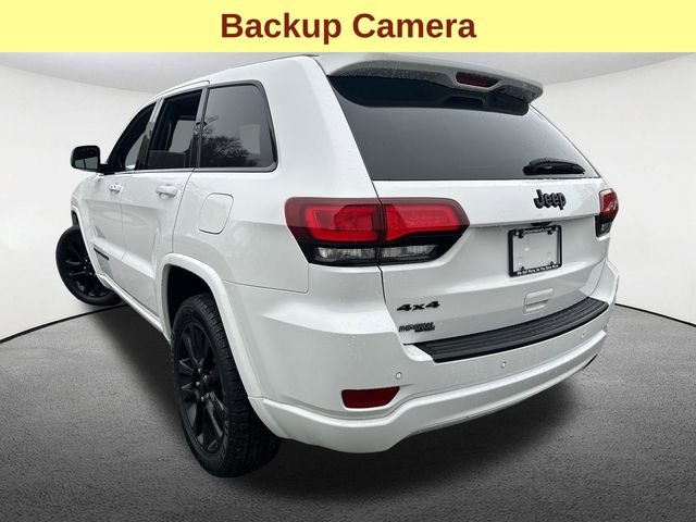 Used 2019 Jeep Grand Cherokee Altitude AWD/4WD image 10