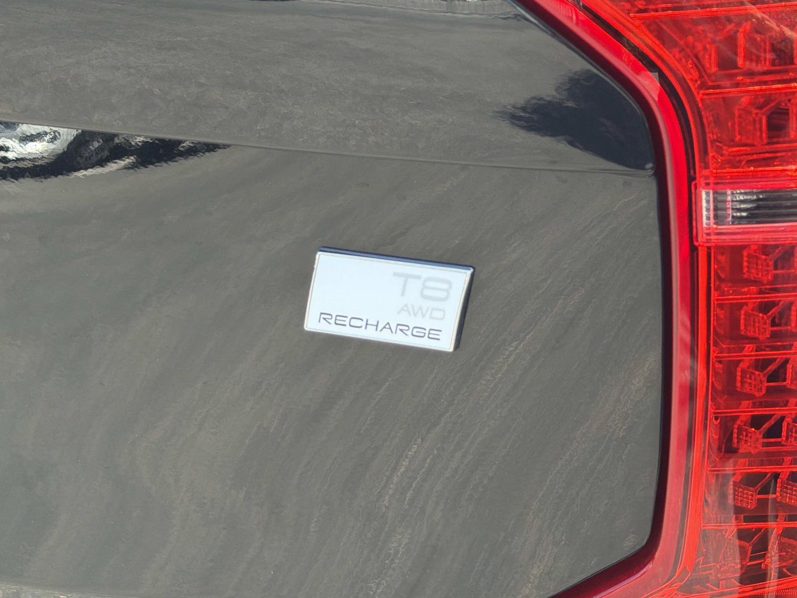 Certified 2024 Volvo XC90 T8 Plus w/ Protection Package Premier AWD/4WD image 29