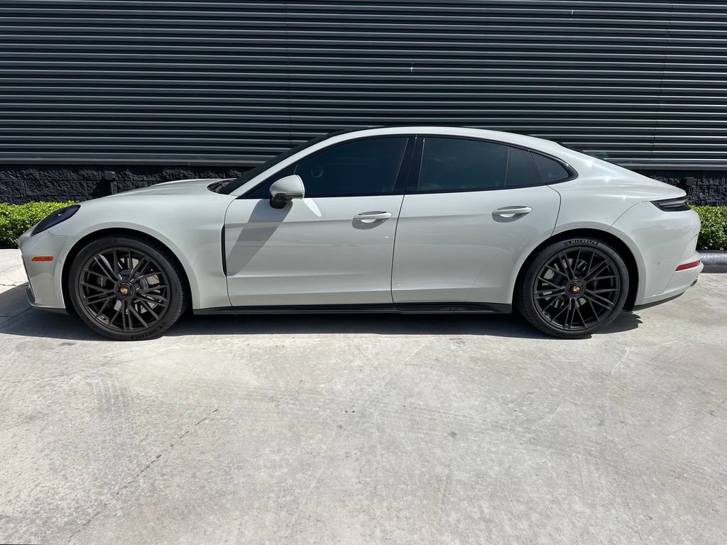 Certified 2026 Porsche Panamera GTS AWD/4WD image 2