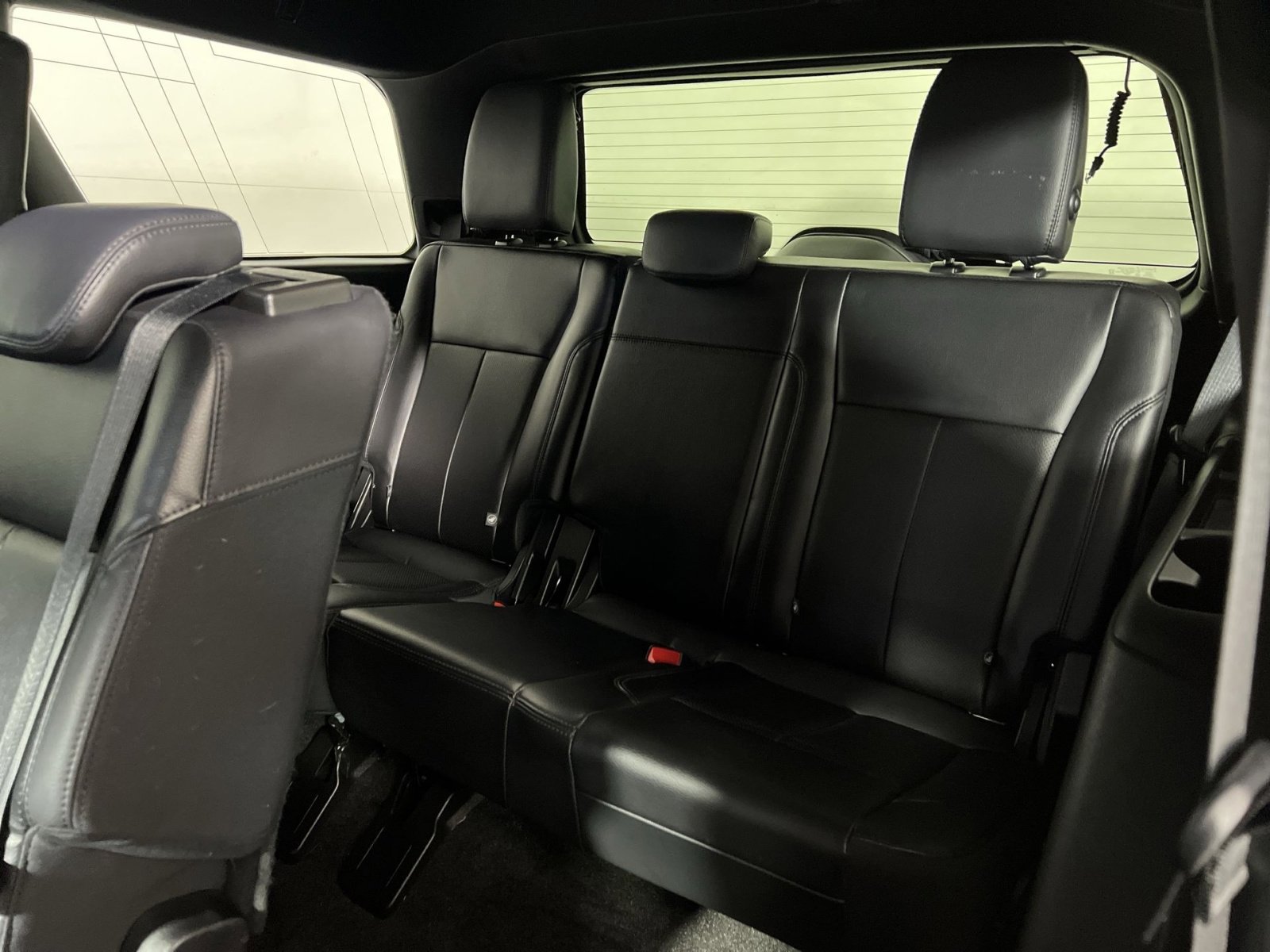 Used 2021 Ford Expedition XLT image 24