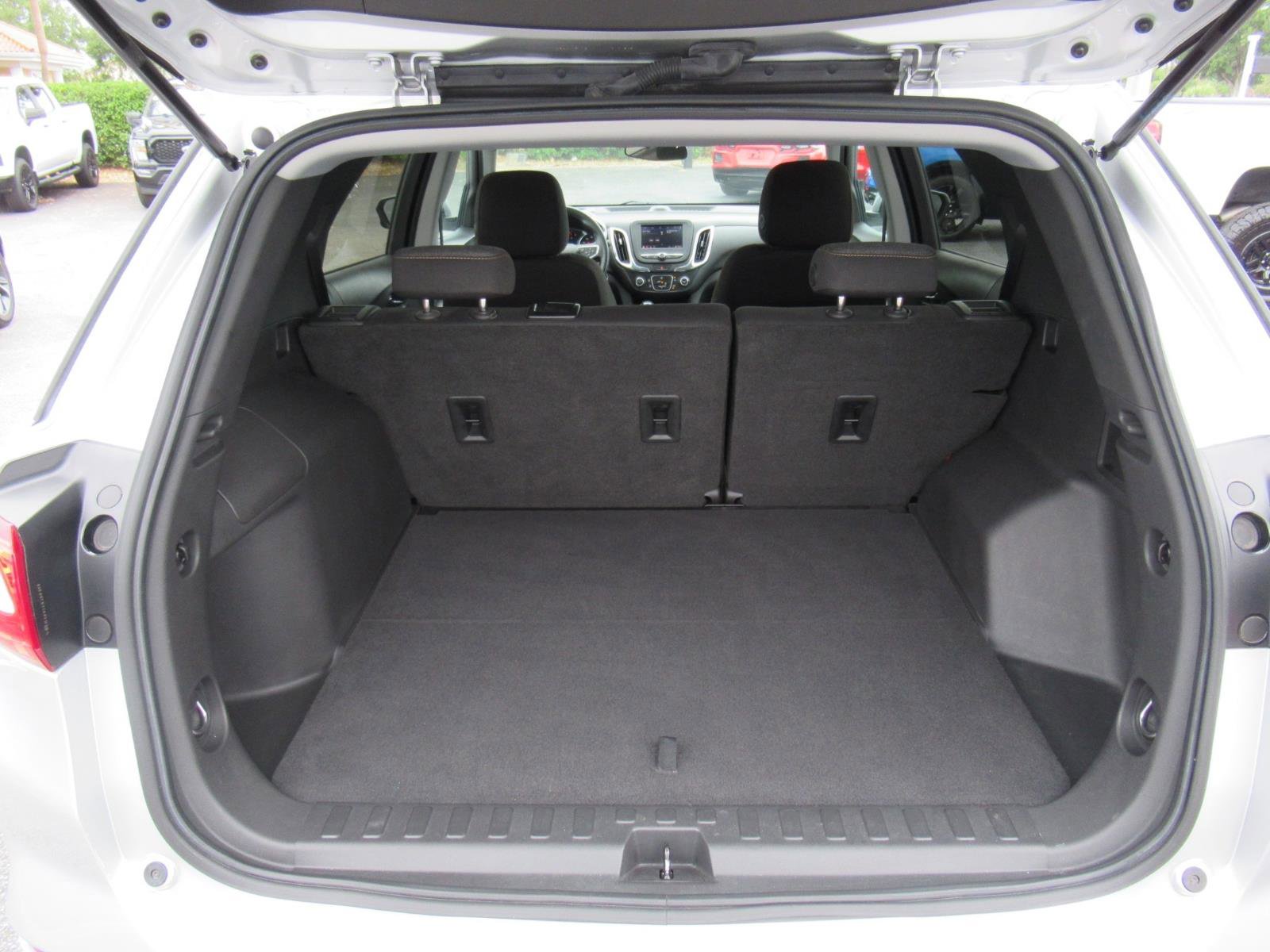 Used 2020 Chevrolet Equinox LT FWD image 30