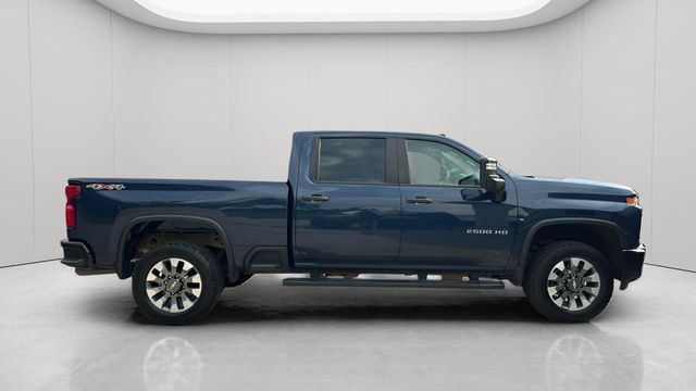 Used 2022 Chevrolet Silverado 2500 Custom w/ Custom Convenience Package AWD/4WD image 5