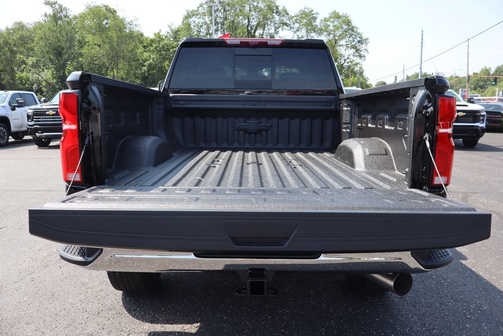 New 2026 Chevrolet Silverado 2500 LTZ w/ LTZ Convenience Package AWD/4WD image 35