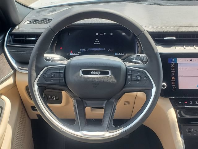 New 2026 Jeep Grand Cherokee Limited AWD/4WD image 13