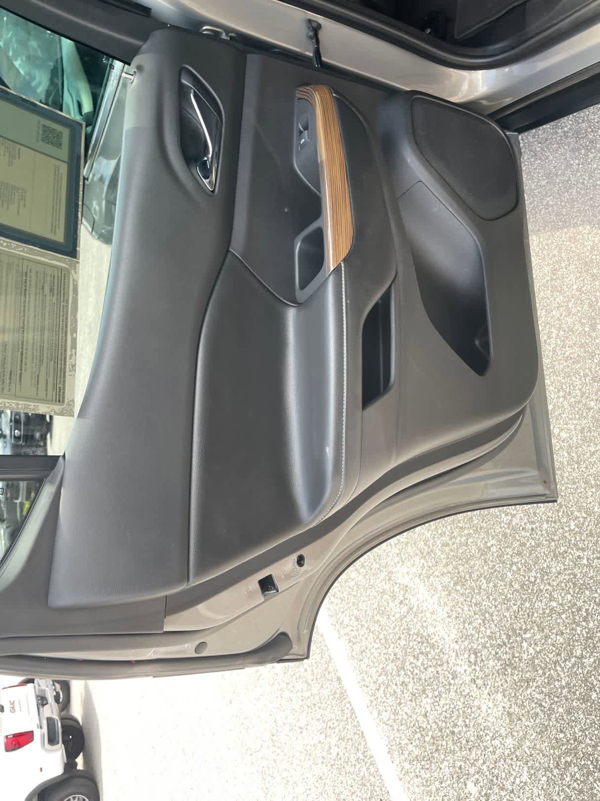 Used 2019 GMC Acadia SLE FWD image 19