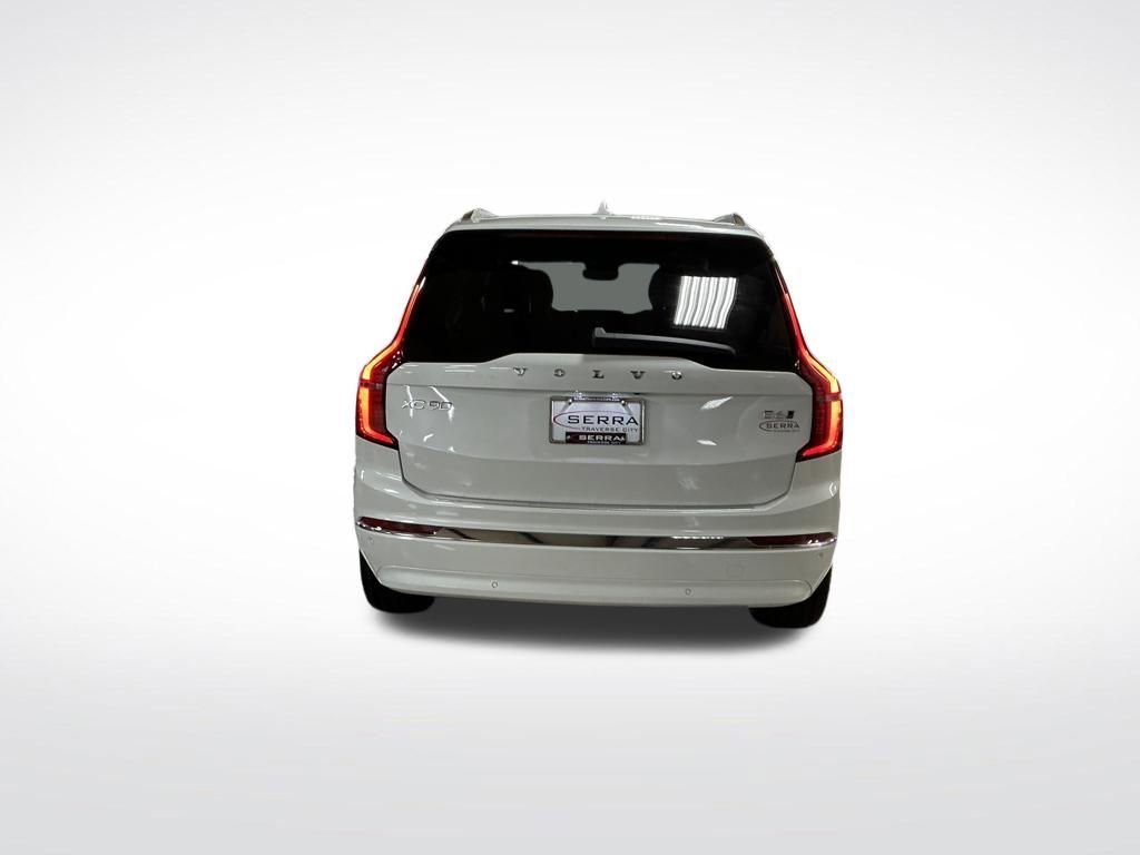 Used 2025 Volvo XC90 B6 Plus w/ Protection Package Premier image 5