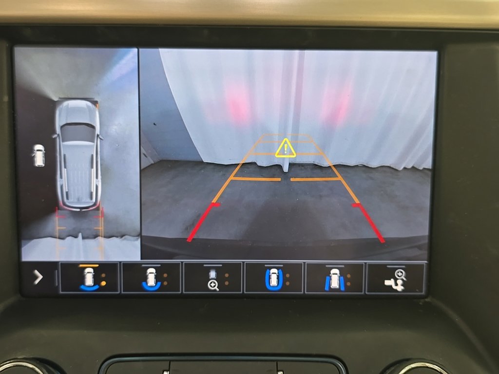 Used 2020 GMC Acadia Denali w/ Trailering Package AWD/4WD image 24