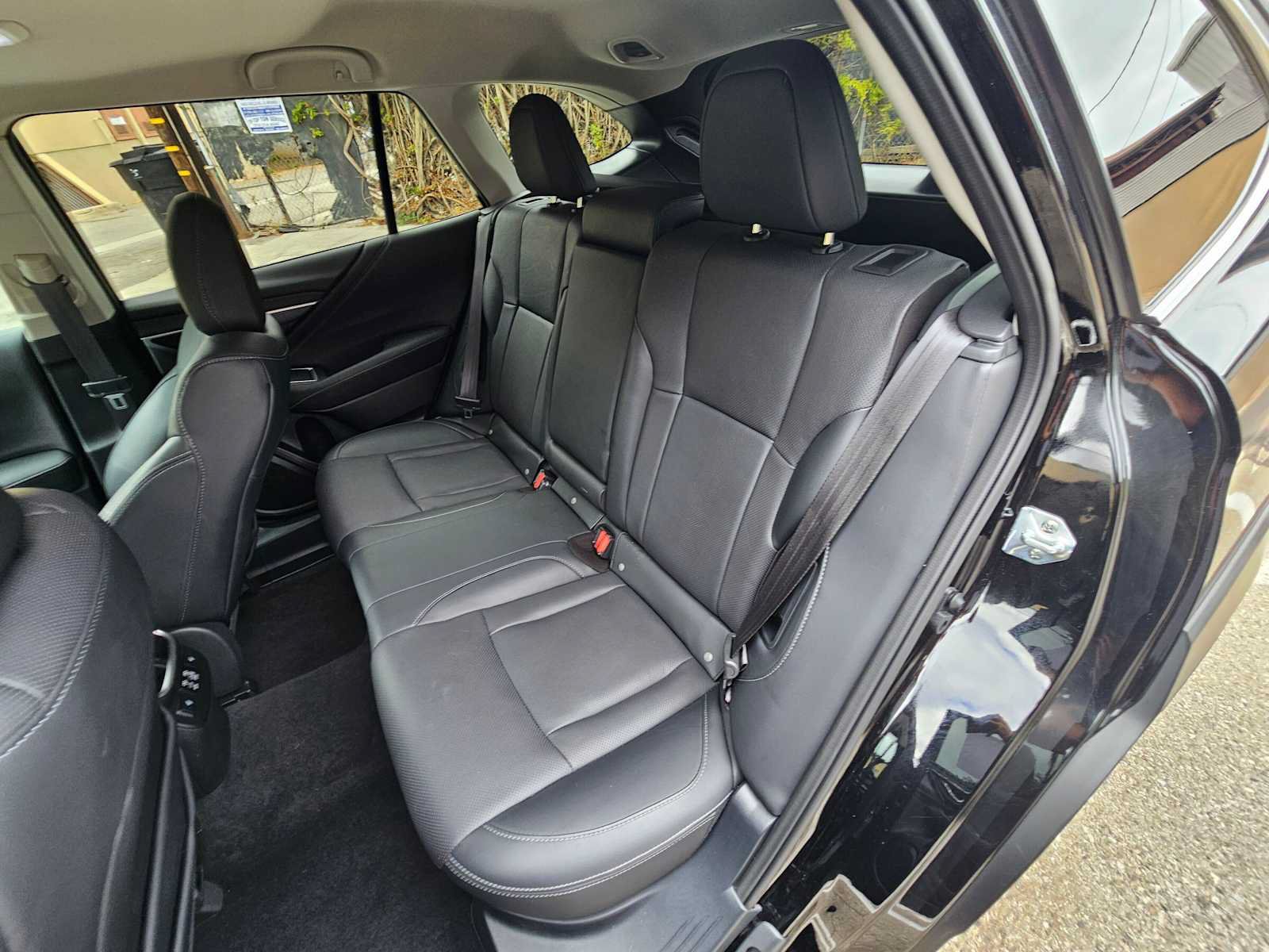 Certified 2024 Subaru Outback Limited AWD/4WD image 19