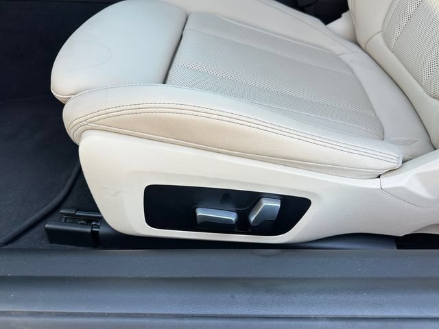 Used 2022 BMW 230i Coupe w/ Premium Package RWD image 18