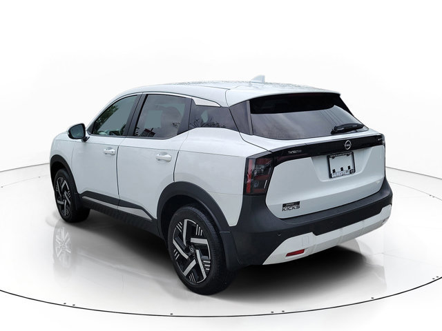 Used 2025 Nissan Kicks SV FWD image 3