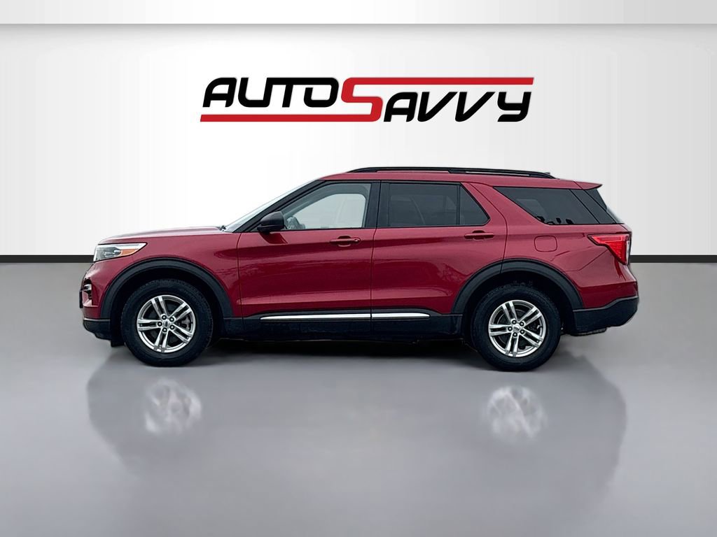 Used 2022 Ford Explorer XLT w/ Equipment Group 202A AWD/4WD image 4