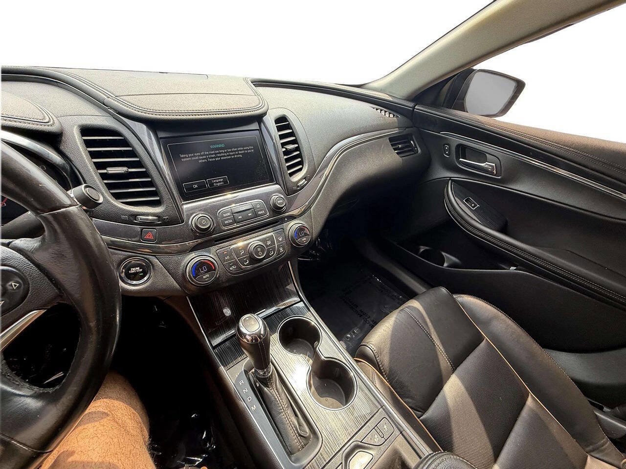 Used 2016 Chevrolet Impala LTZ FWD image 19