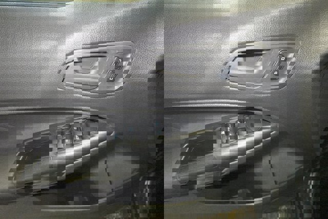 Used 2017 Ford Transit Connect XL image 7