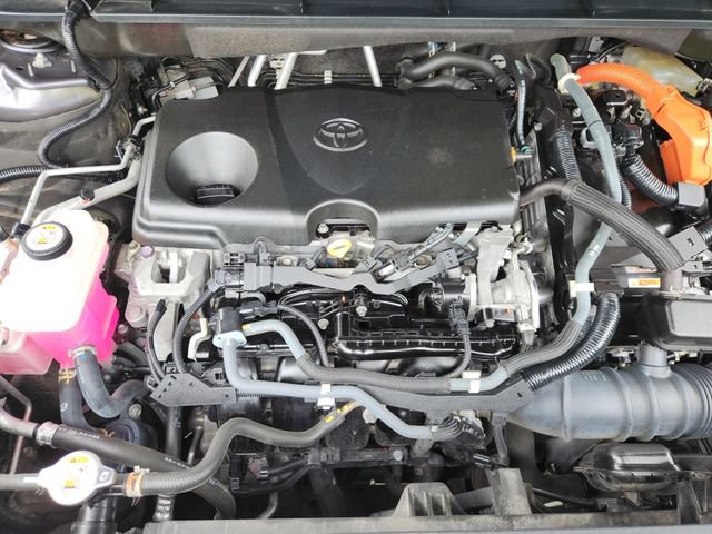 Used 2021 Toyota Highlander XLE AWD/4WD image 28
