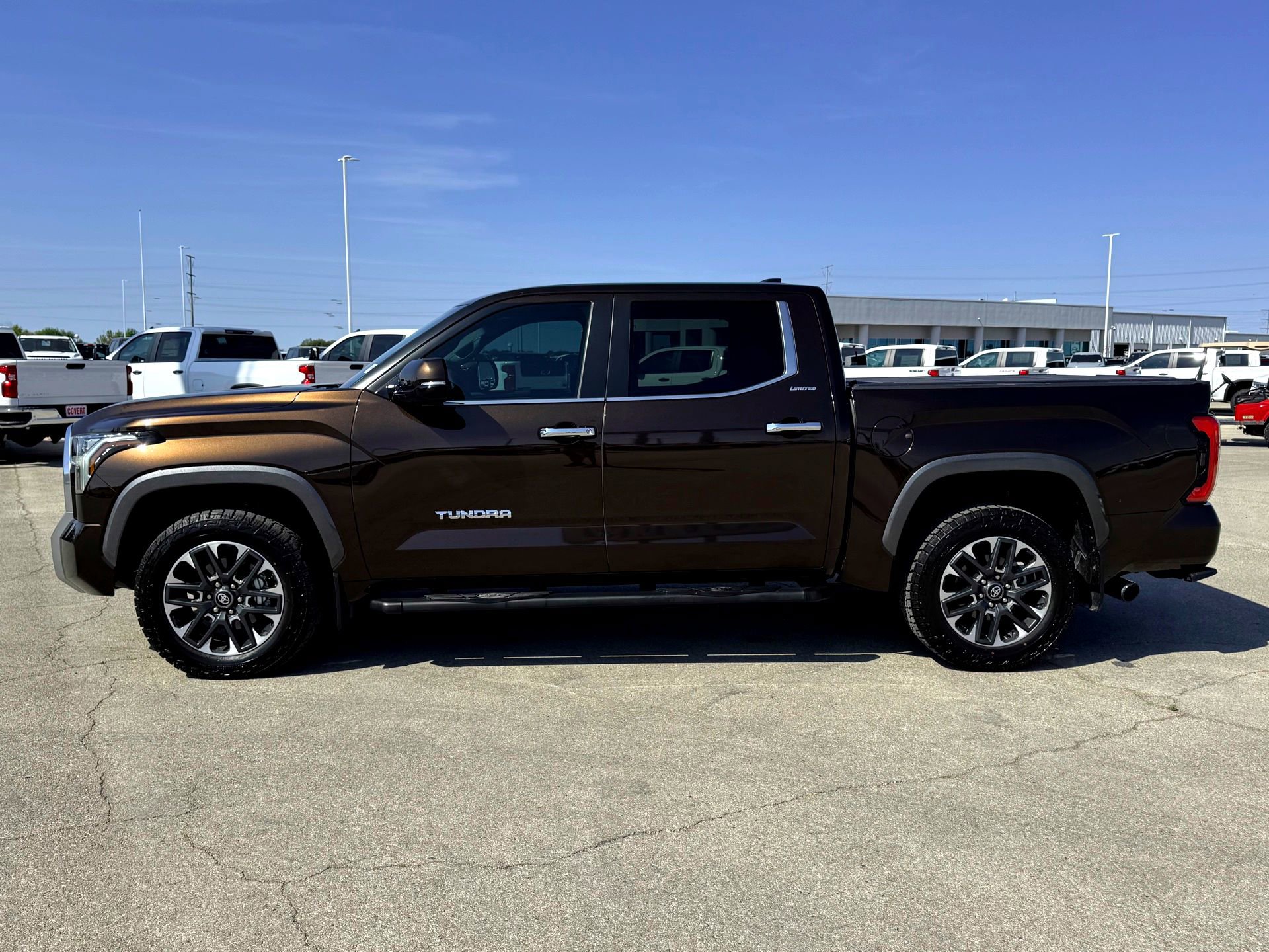 Used 2025 Toyota Tundra Limited image 9