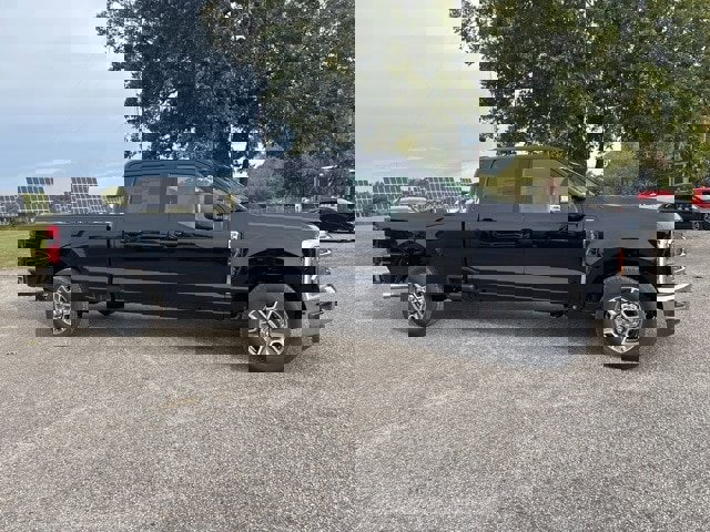 New 2026 Ford F350 Lariat image 40