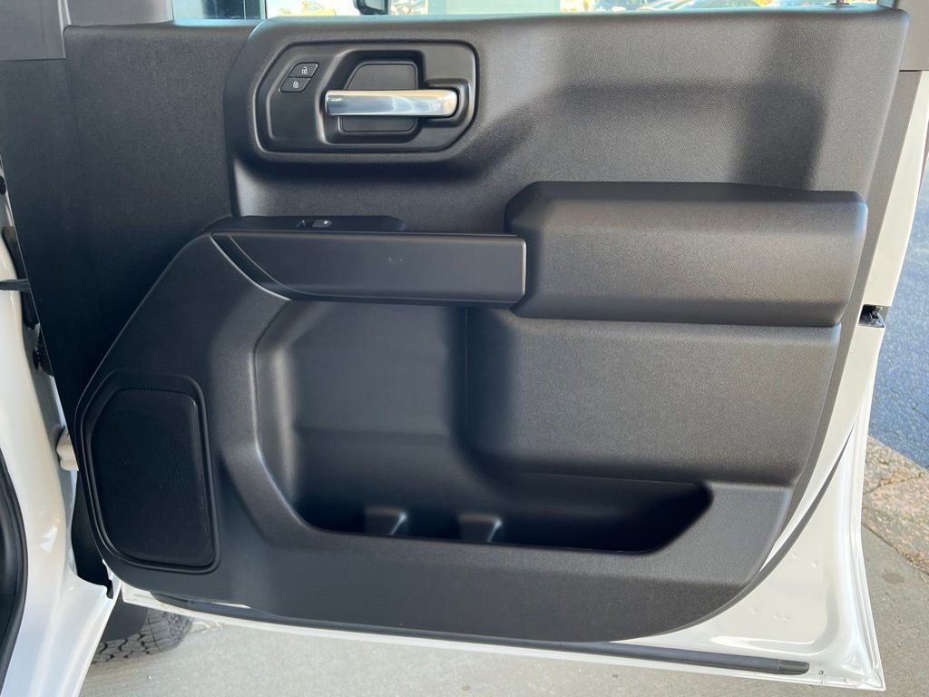 Certified 2025 Chevrolet Silverado 2500 Custom w/ Z71 Off-Road Package image 29