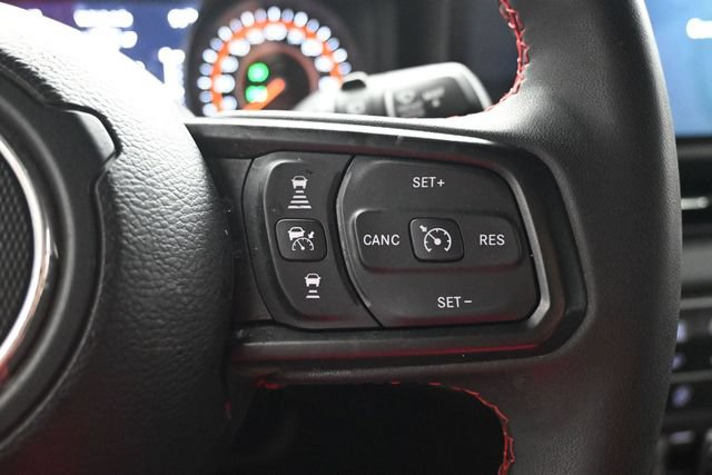 Used 2024 Jeep Wrangler Unlimited Rubicon w/ Technology Group AWD/4WD image 11