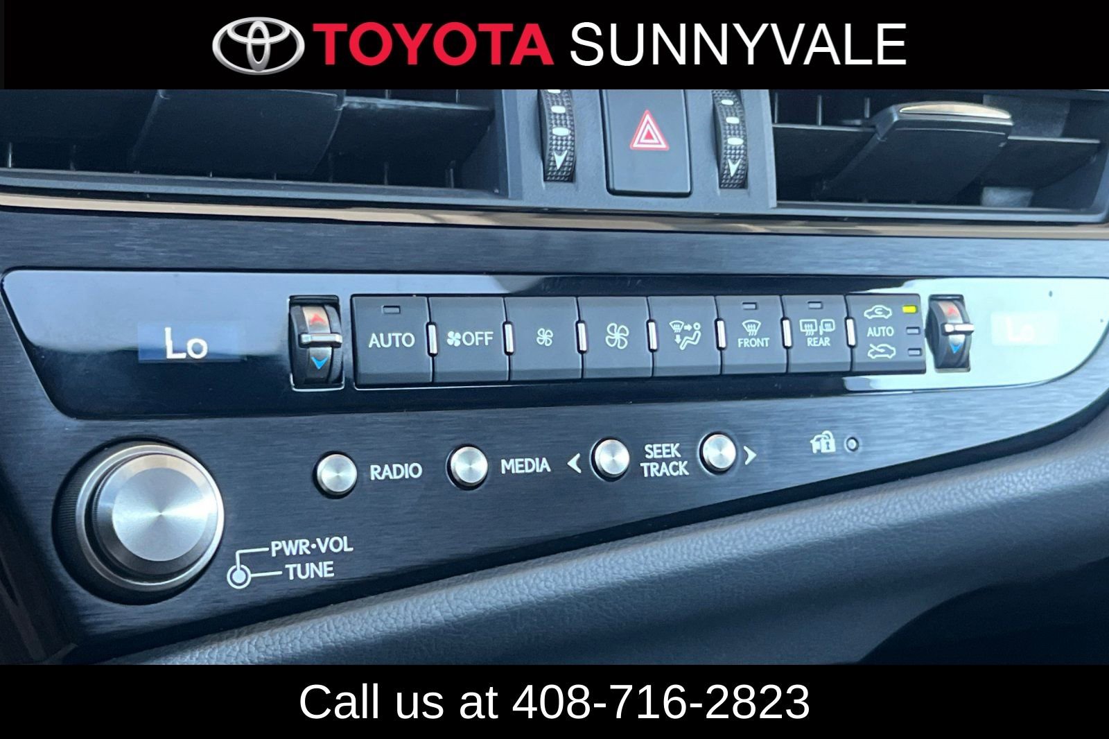 Used 2025 Lexus ES 300h w/ Premium Package image 23