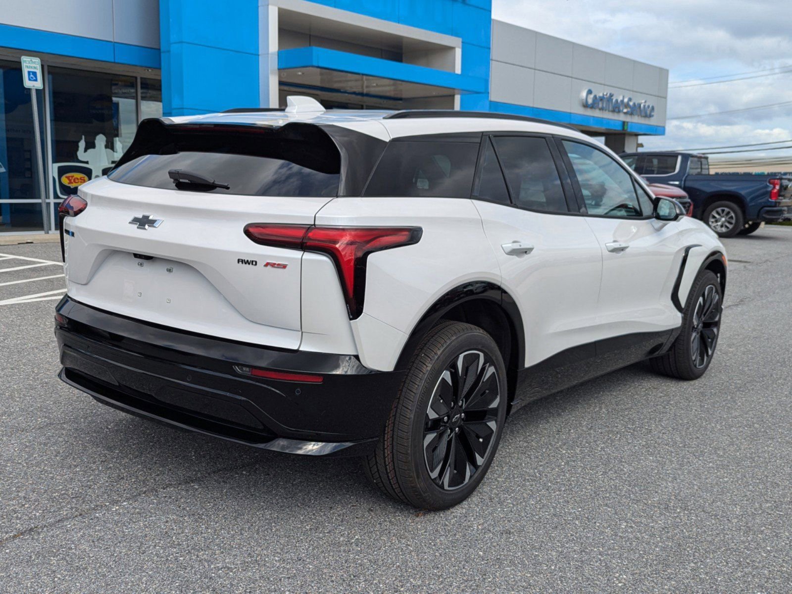 New 2024 Chevrolet Blazer EV RS image 3