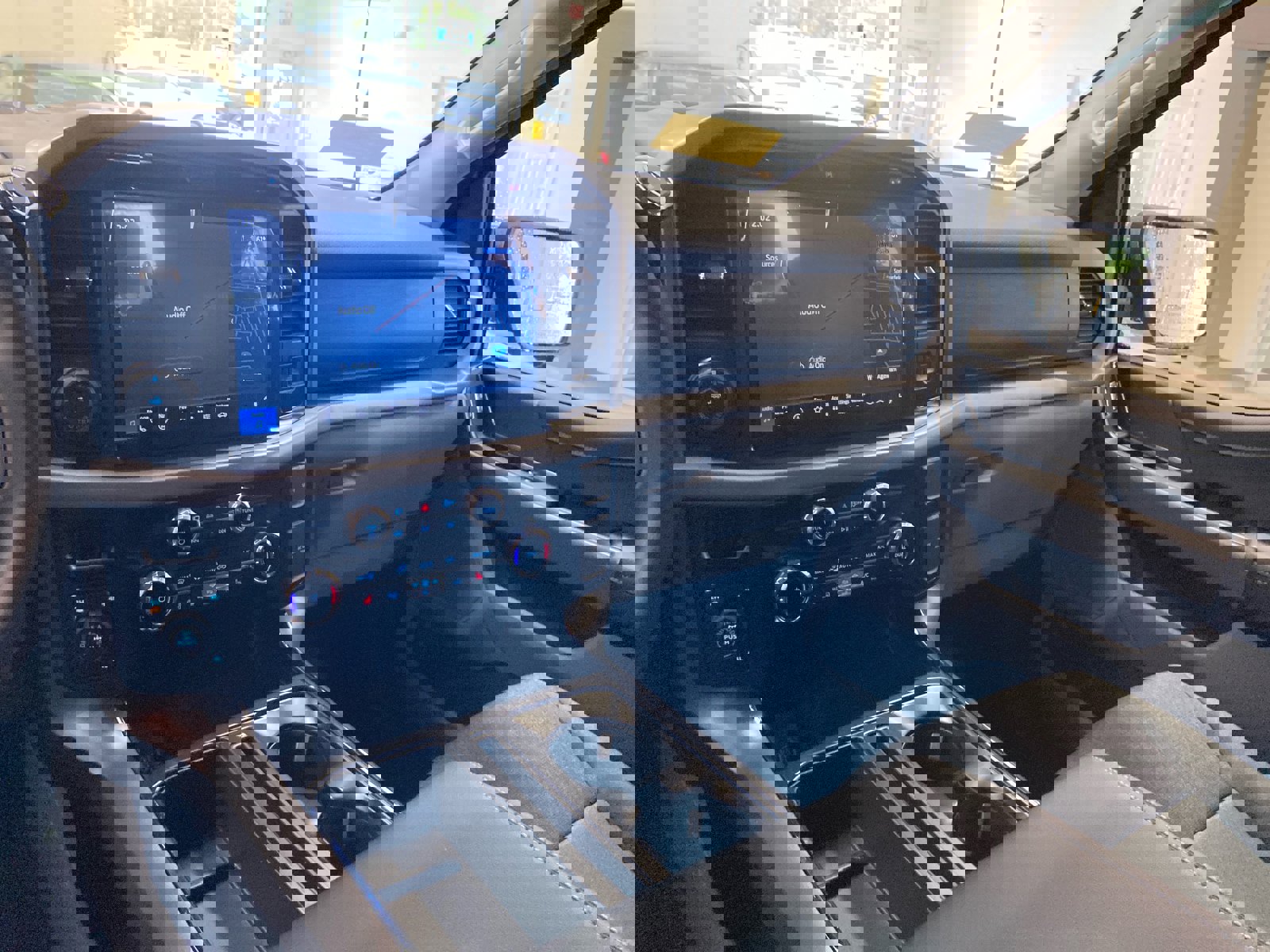 New 2025 Ford F150 XLT w/ Equipment Group 302A MID image 19