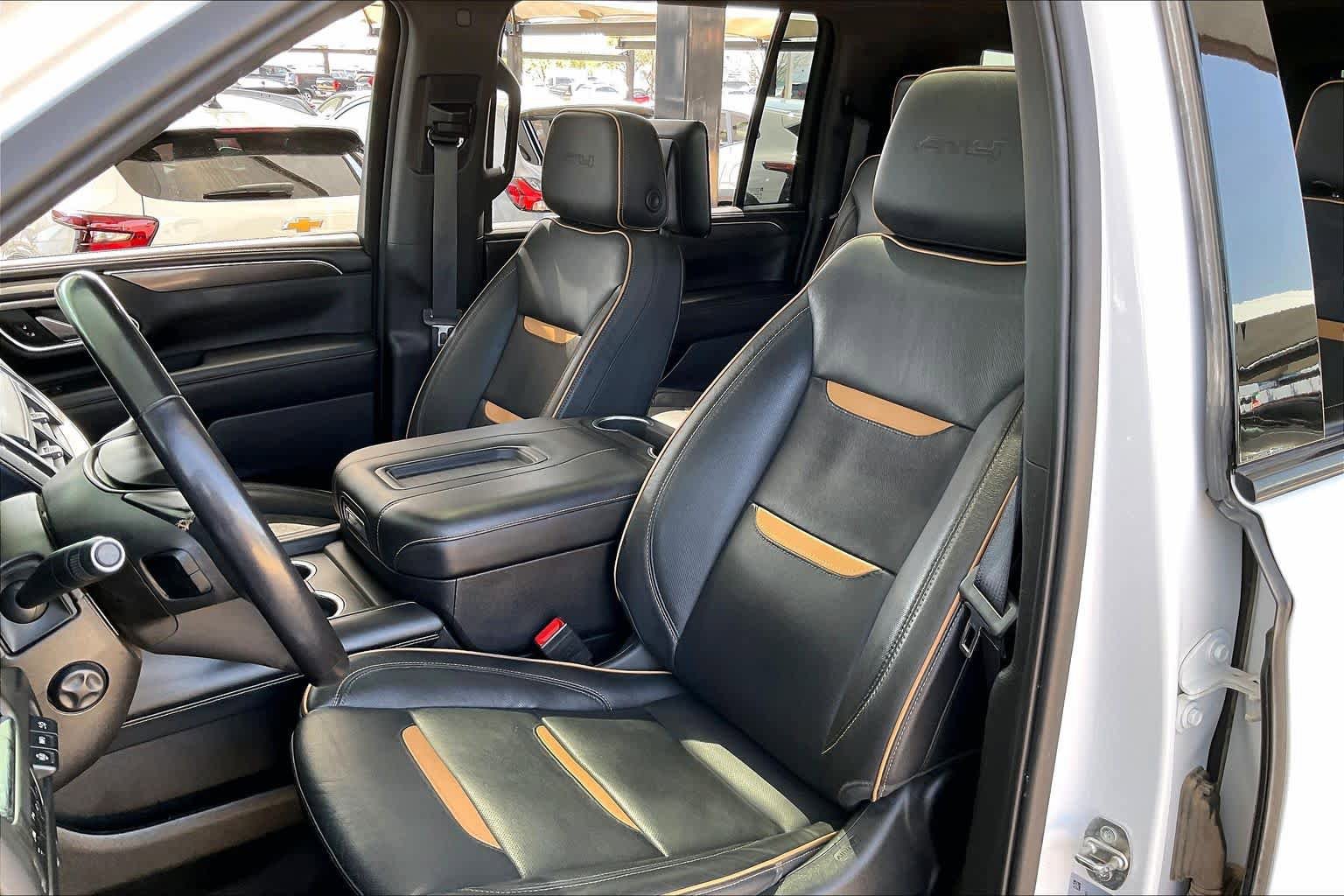 Used 2021 GMC Yukon XL AT4 w/ AT4 Premium Plus Package image 7