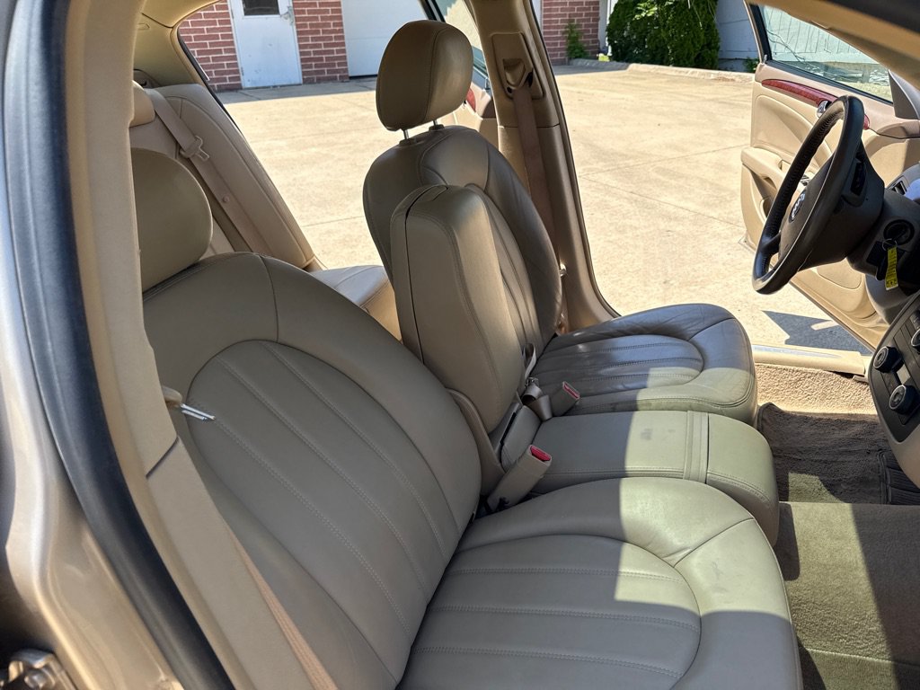 Used 2006 Buick Lucerne CXL w/ Luxury Package FWD image 14