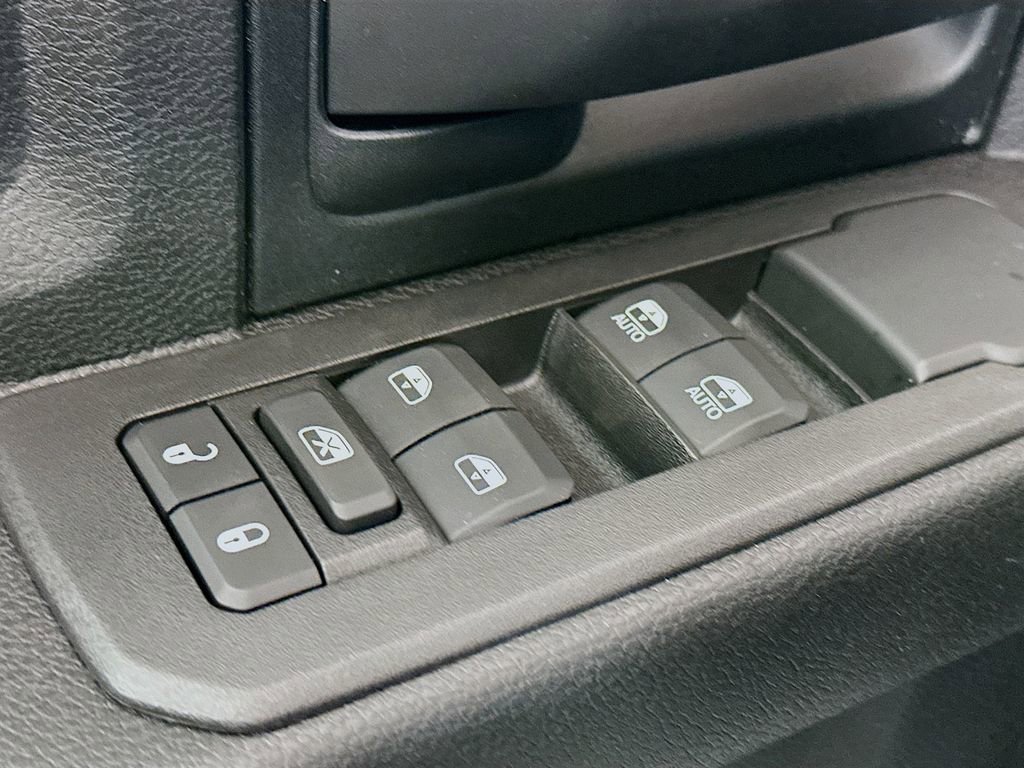 New 2026 RAM 2500 Tradesman w/ Chrome Appearance Group image 8