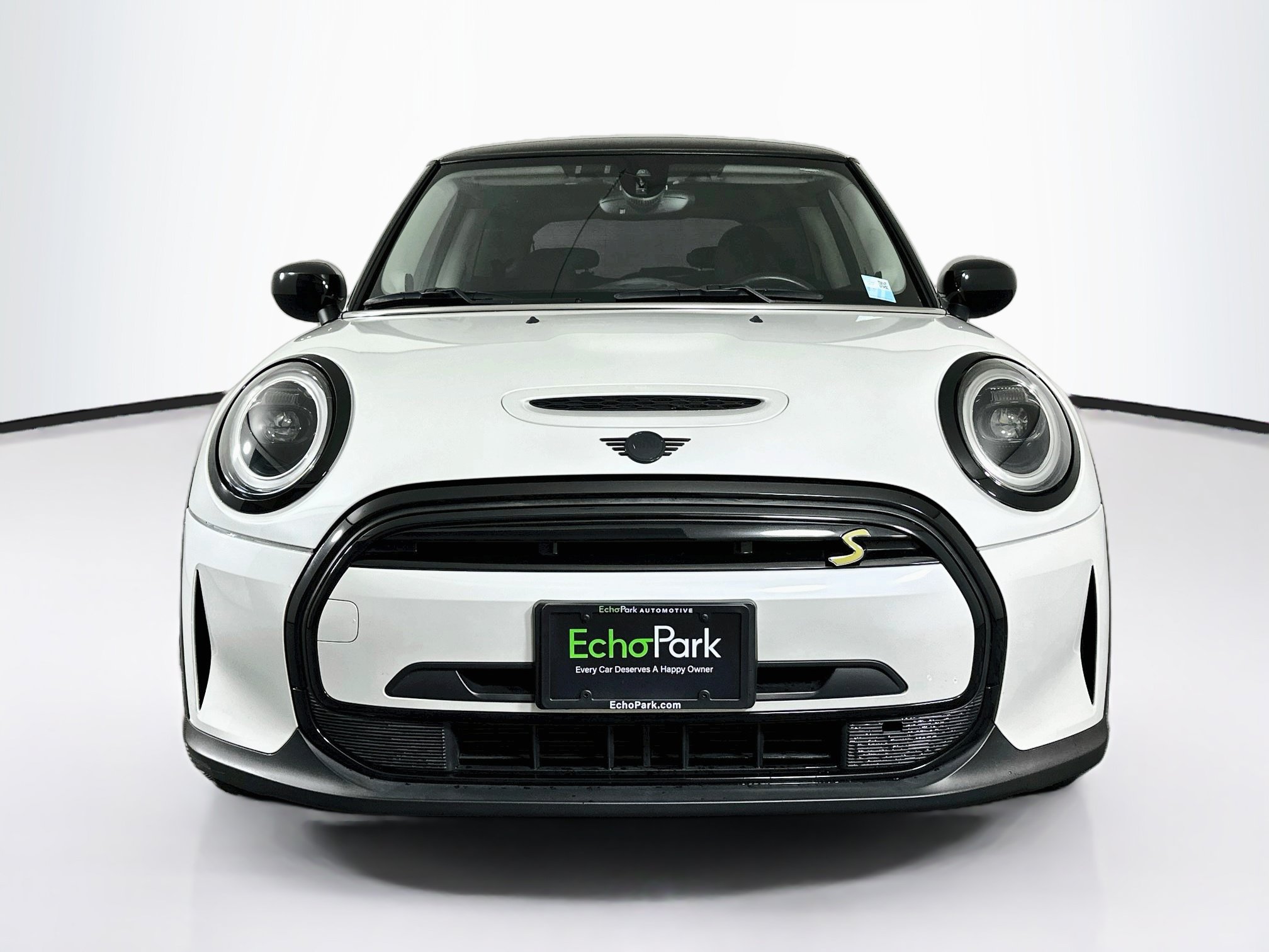Used 2024 MINI Cooper SE FWD image 2