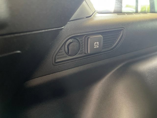 Used 2025 Jeep Grand Cherokee Altitude AWD/4WD image 16