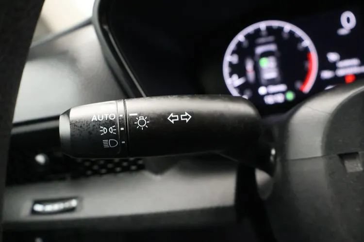 Used 2025 Honda CR-V LX image 24