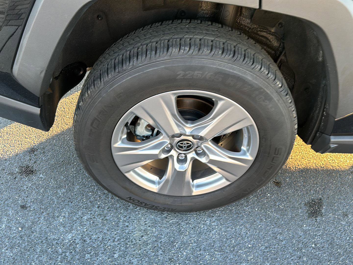 Certified 2023 Toyota RAV4 XLE image 32
