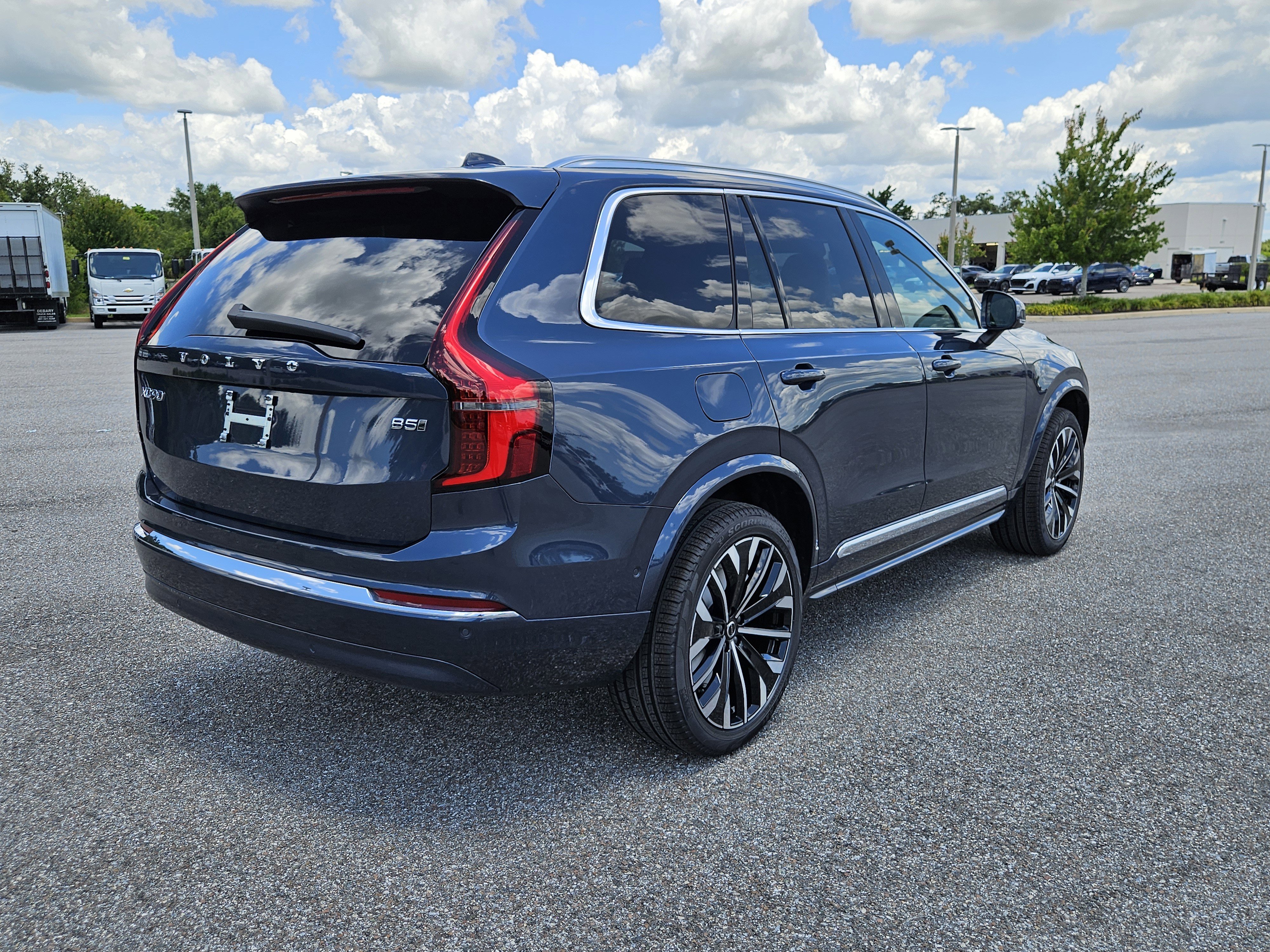 New 2026 Volvo XC90 B5 Plus image 7