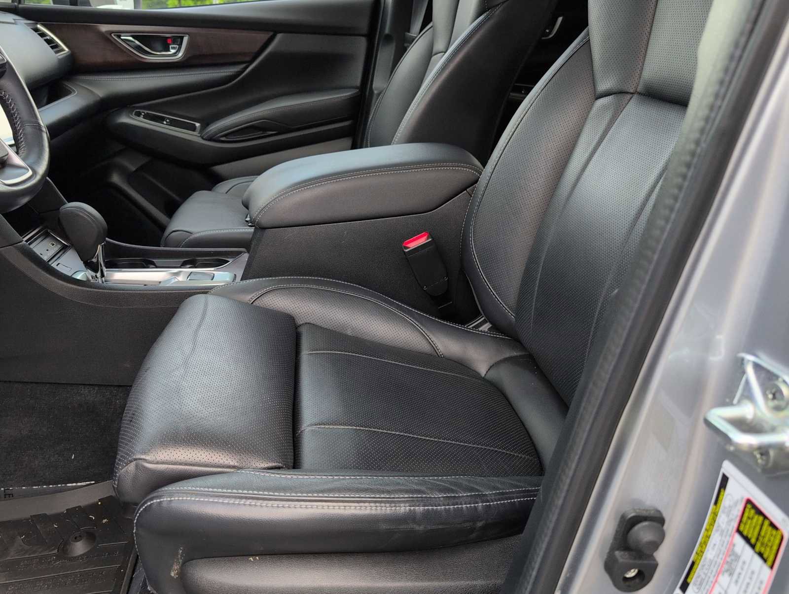 Used 2023 Subaru Ascent Touring AWD/4WD image 16