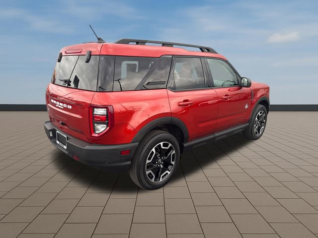 Used 2023 Ford Bronco Sport Outer Banks w/ Tech Package AWD/4WD image 7
