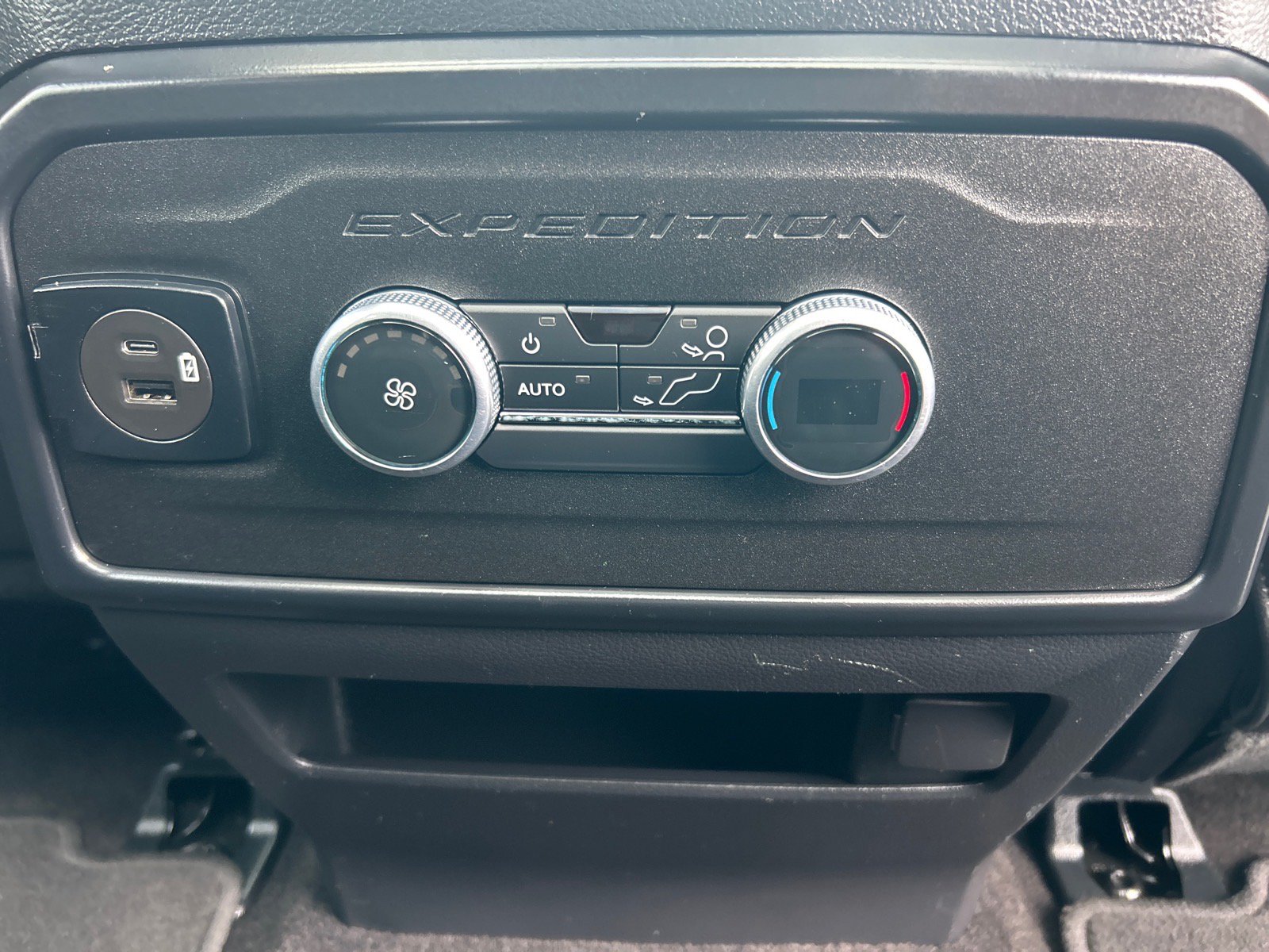 Certified 2021 Ford Expedition XLT AWD/4WD image 24
