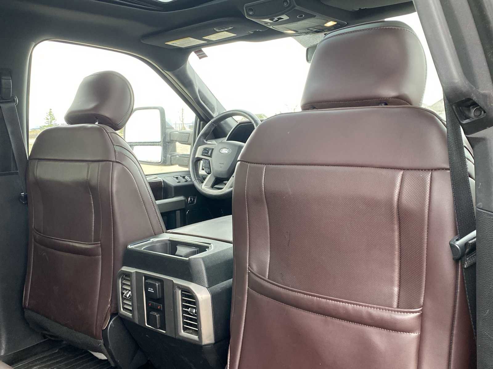 Used 2015 Ford F150 Platinum w/ Technology Package AWD/4WD image 34