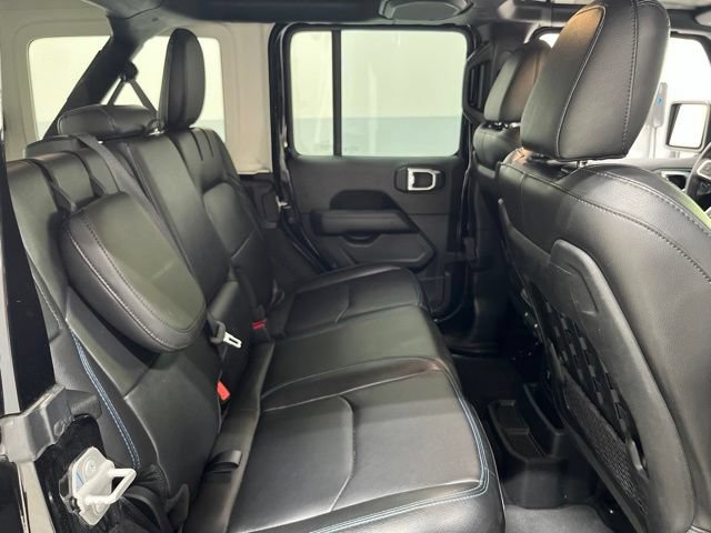 Used 2022 Jeep Wrangler Unlimited Rubicon 4xe AWD/4WD image 41