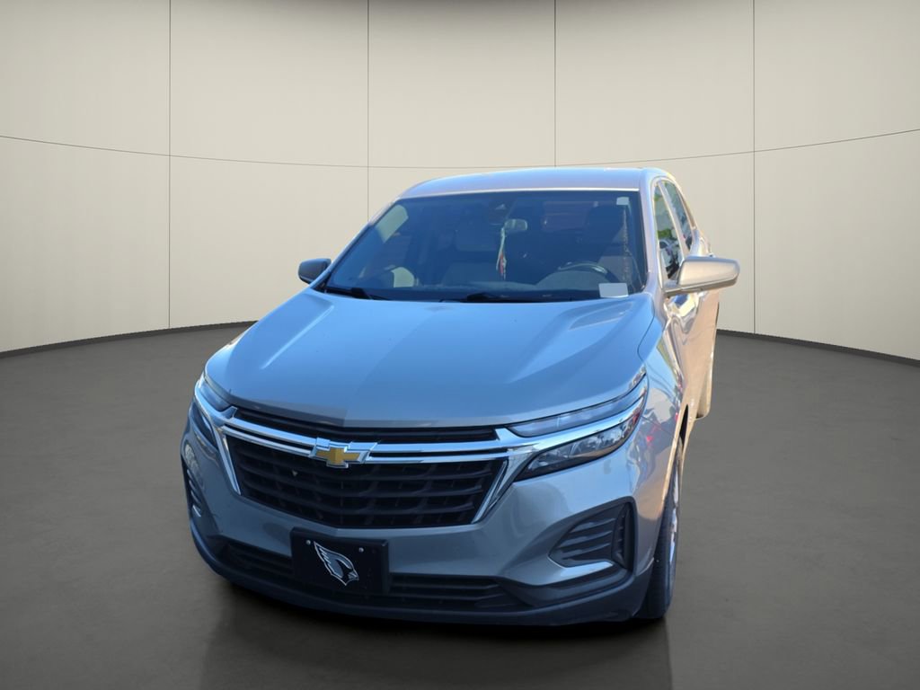 Used 2023 Chevrolet Equinox LS w/ LPO, Floor Liner Package image 2