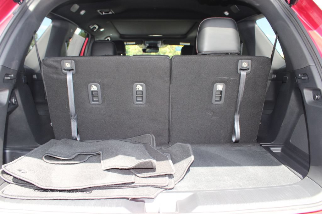 Certified 2025 Honda Pilot Black Edition image 38