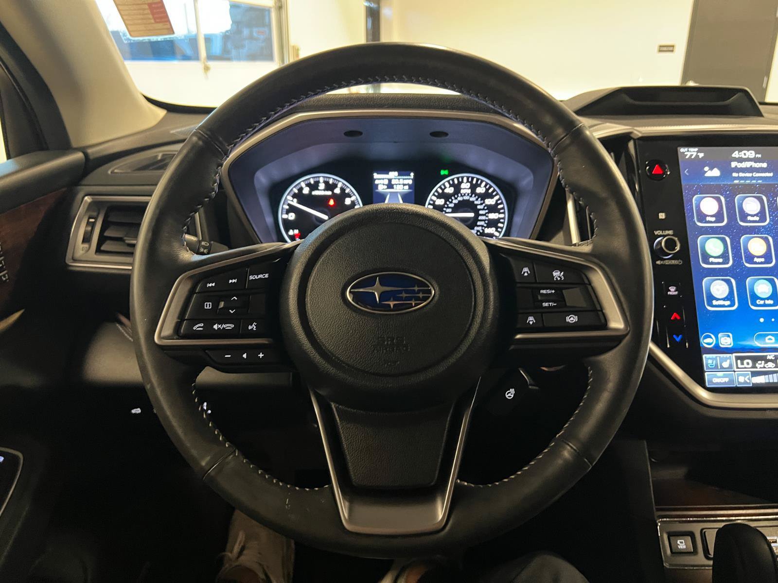 Used 2024 Subaru Ascent Touring AWD/4WD image 11
