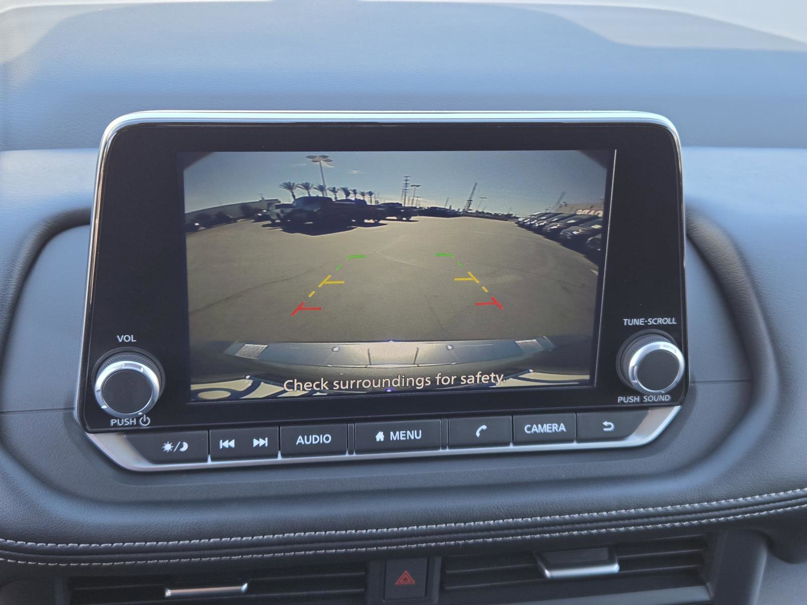 Used 2024 Nissan Rogue SV w/ SV Premium Package FWD image 8