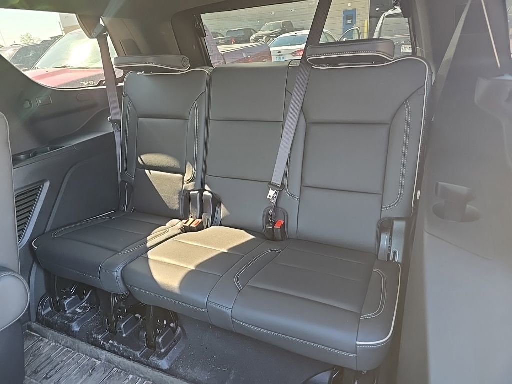 Used 2025 GMC Yukon Elevation w/ LPO, Floor Liner Package AWD/4WD image 21